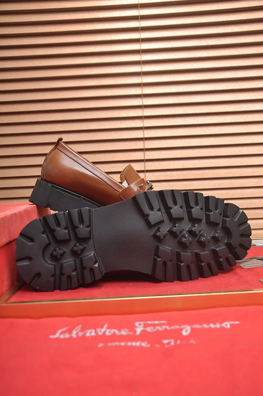 Men's shoes 💰500💶[Ferragamo/Ferragamo] The latest model in the counter. Original imported high-quality cowhide with open edges + imported 🐂 water-dyed cowhide lining + original luxury metal buckle + original combined outsole. Comparison without pressure 38--45 (45 is custom-made and cannot be returned or exchanged)